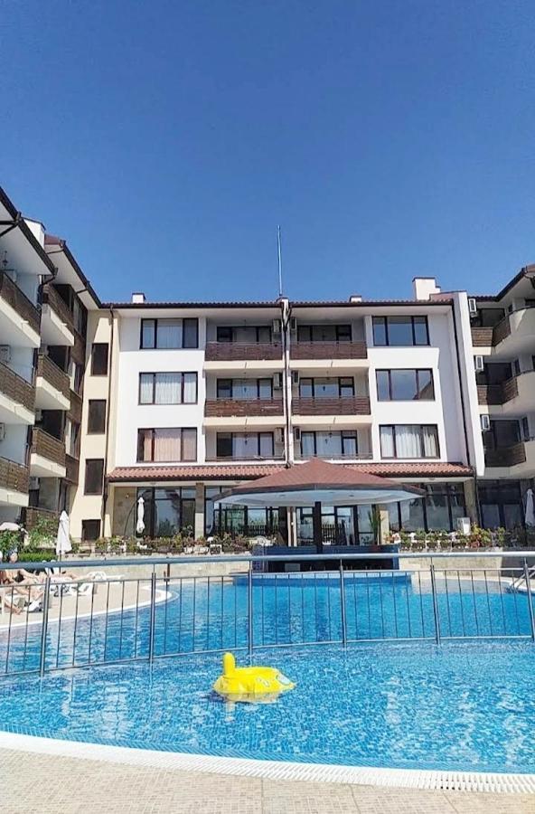 Victoria'S Apartments 内塞伯尔 外观 照片
